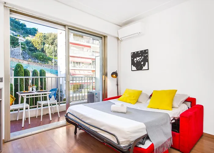 Proche Et Centre - Coquet - Fg * Menton