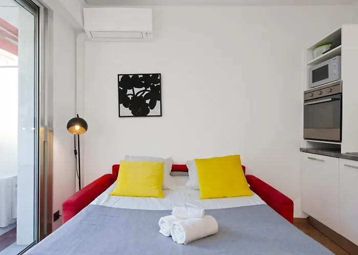 Proche Et Centre - Coquet - Fg مينتون